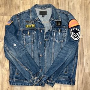 Guess denim jacket size extra-large 🔥🔥